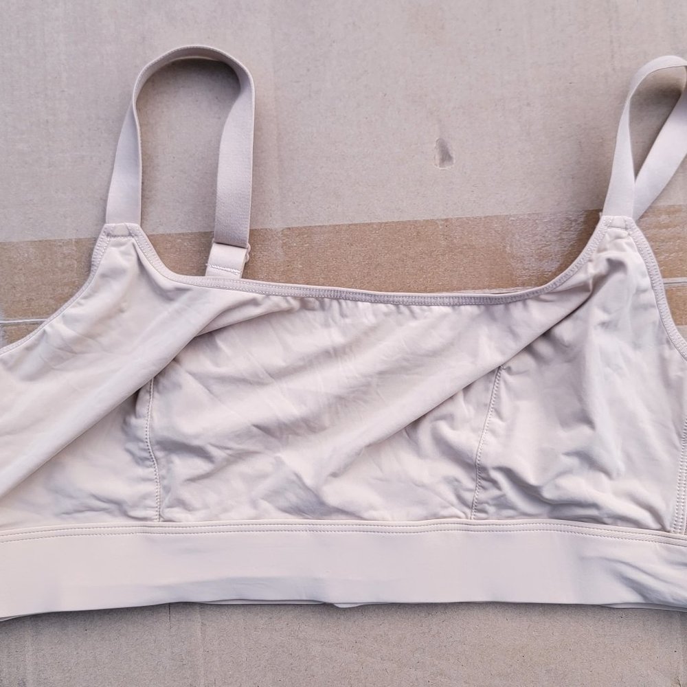 Parade re:play Everyday Scoop Bralette size XL Never Worn
